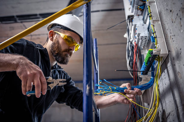 Best Affordable Emergency Electrician  in Woodland, CA