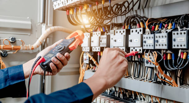 Best Electrical Contractors for Businesses  in Woodland, CA
